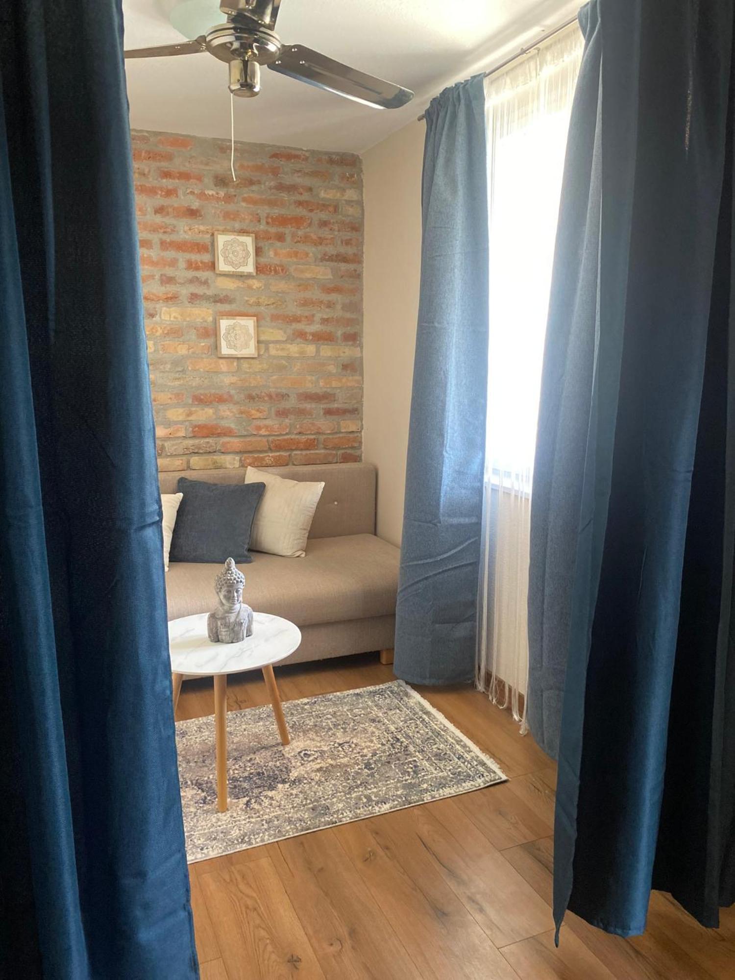 Summer Apartments Tiszakecske Exterior photo